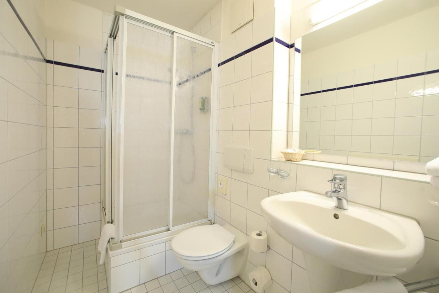 Landidyll Hotel Erbgericht Tautewalde ヴィルテン エクステリア 写真