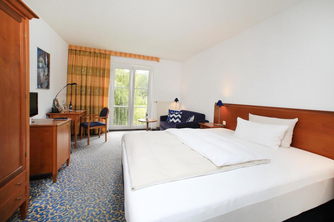 Landidyll Hotel Erbgericht Tautewalde ヴィルテン エクステリア 写真